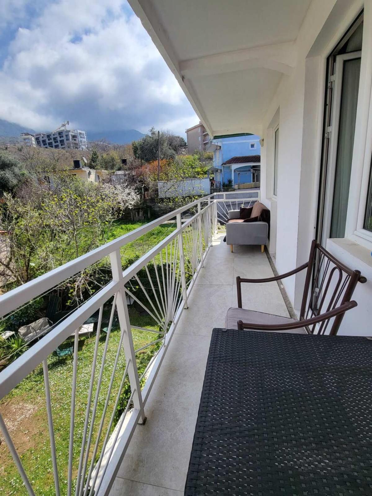 בודווה Apartments Nikcevic מראה חיצוני תמונה
