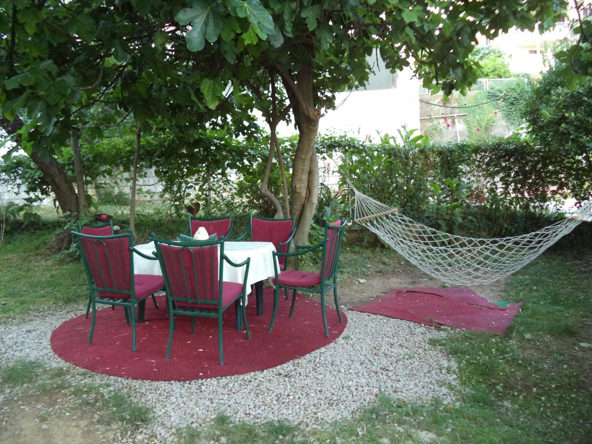 בודווה Apartments Nikcevic מראה חיצוני תמונה