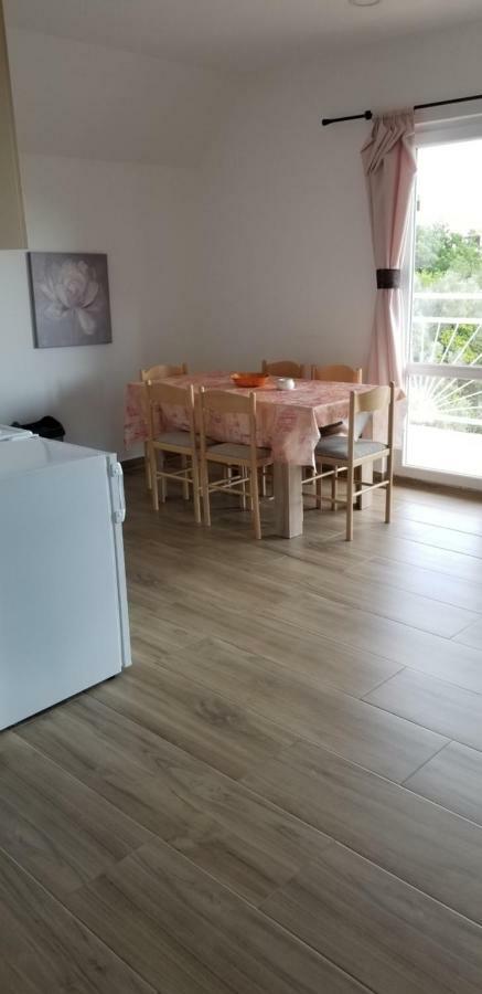 בודווה Apartments Nikcevic מראה חיצוני תמונה