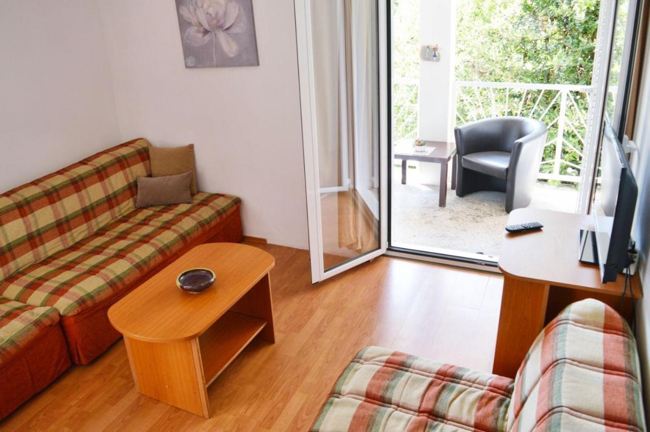בודווה Apartments Nikcevic מראה חיצוני תמונה