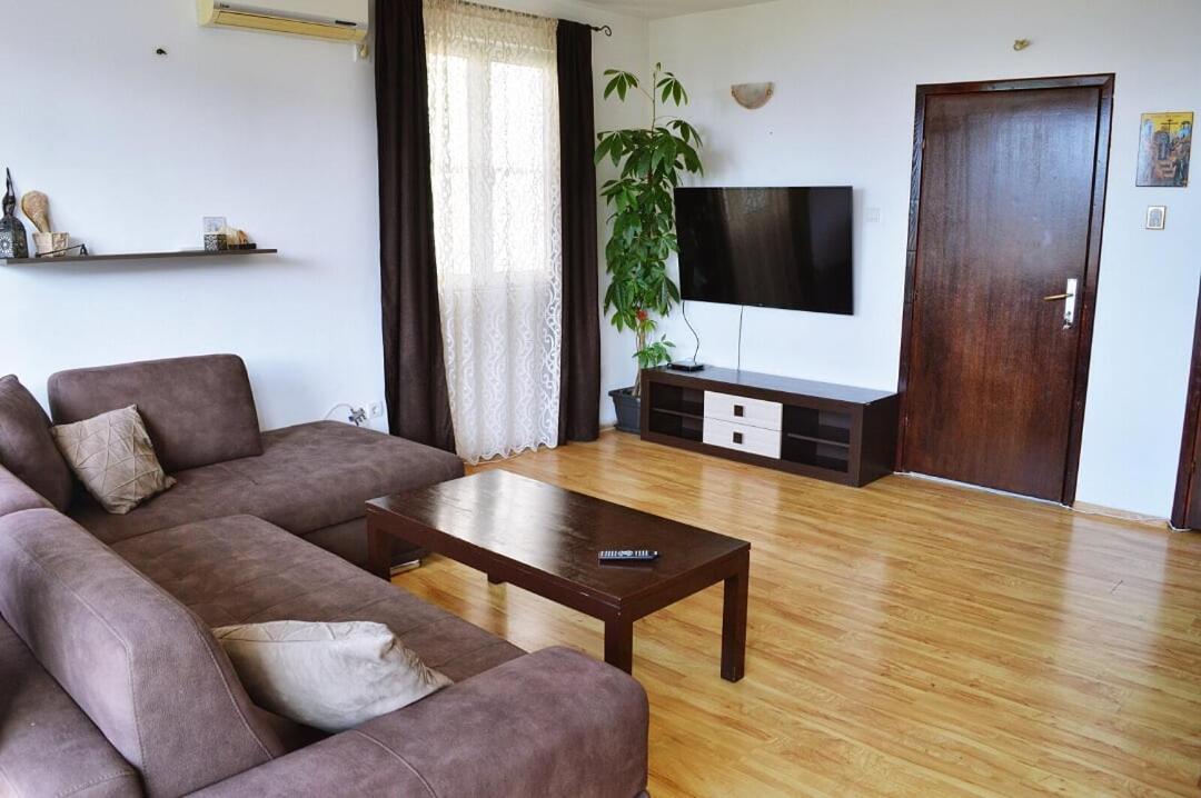 בודווה Apartments Nikcevic מראה חיצוני תמונה