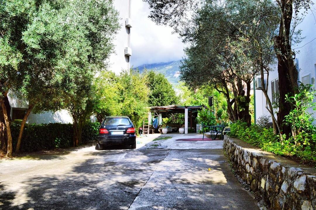 בודווה Apartments Nikcevic מראה חיצוני תמונה